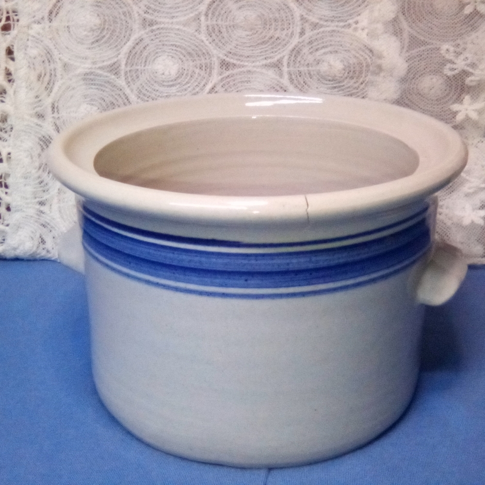 Crock Bowl Pottery Vintage Marshall Pottery 4.5" x 6" crack on rim